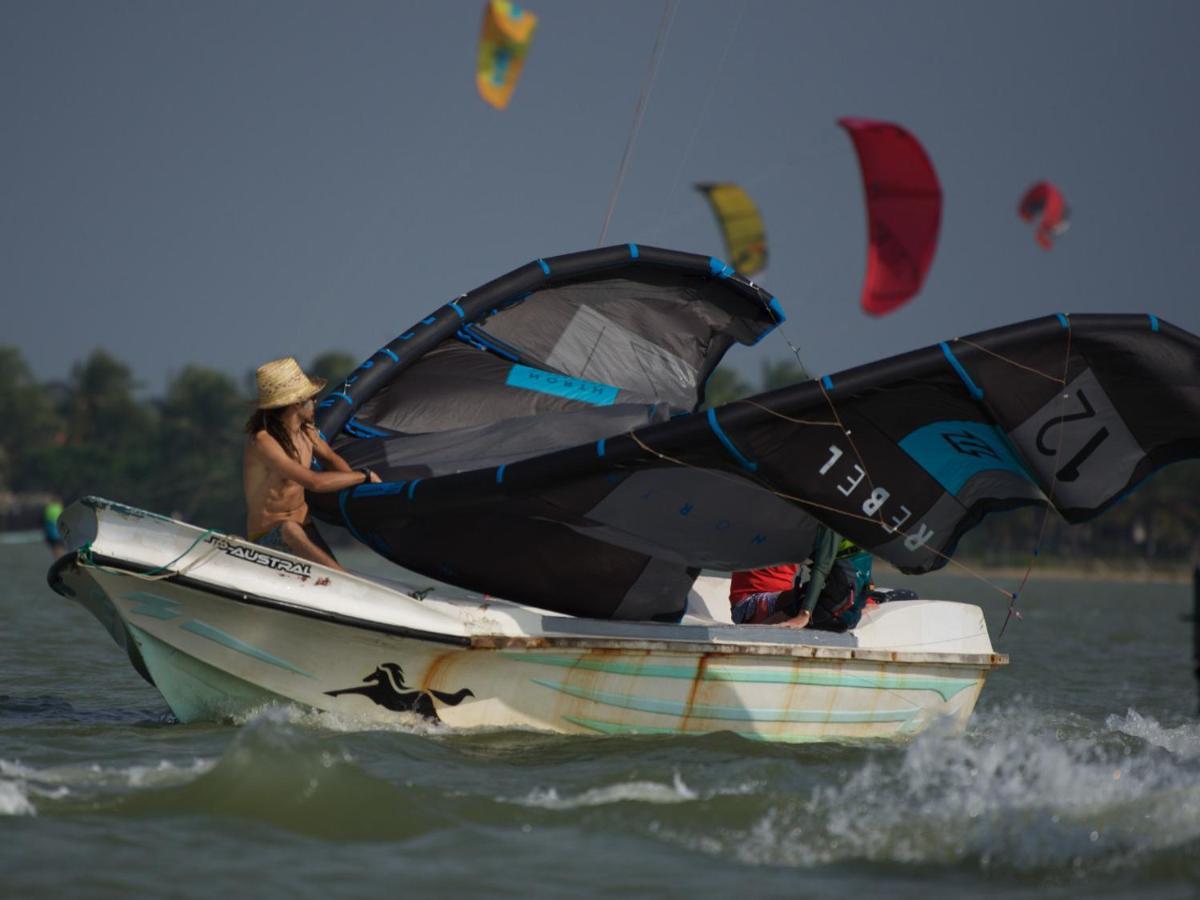 De Silva Wind Resort Kalpitiya - Kitesurfing School Sri Lanka Екстериор снимка